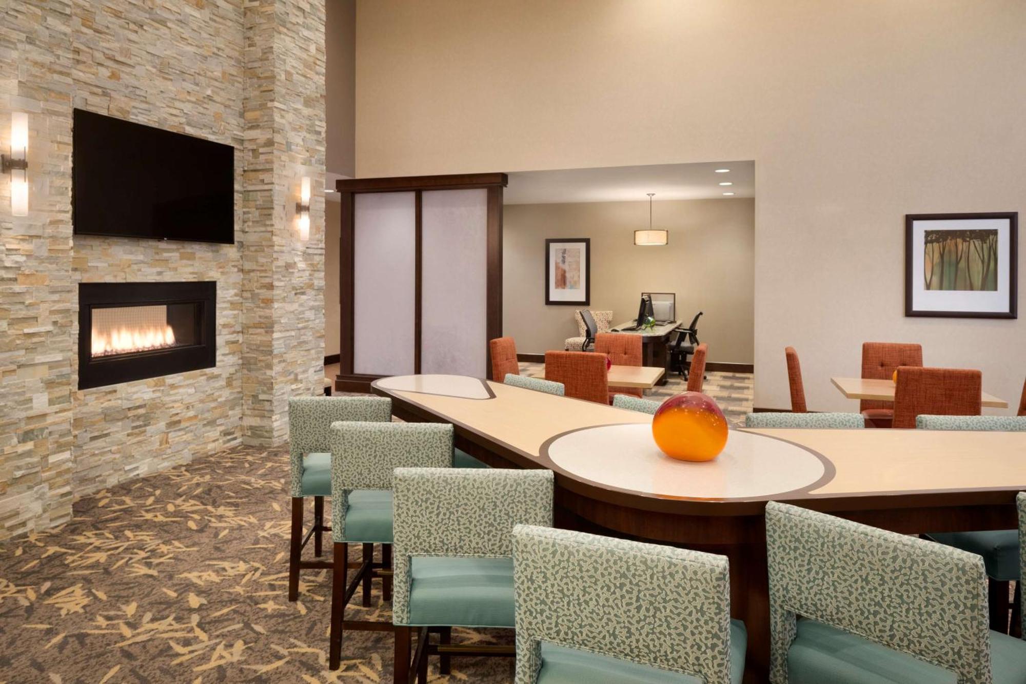 Homewood Suites By Hilton Kalamazoo-Portage Exterior foto